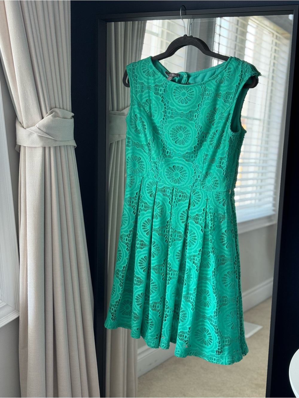 Roz & Ali Teal Lace Dress